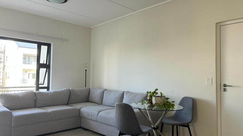 To Let 1 Bedroom Property for Rent in Sandown Western Cape